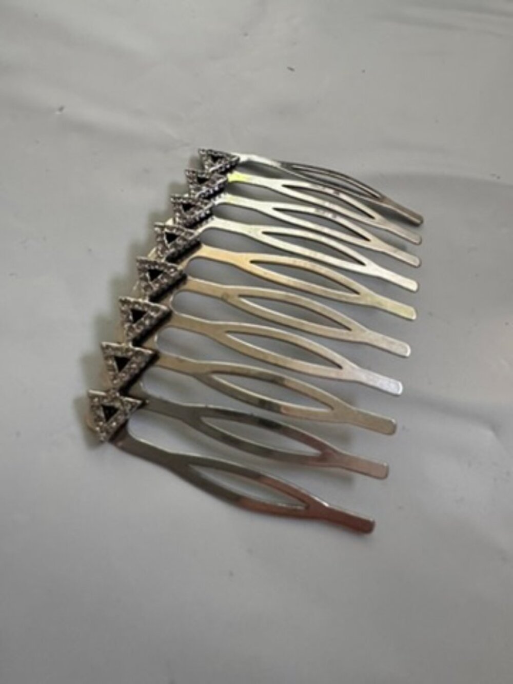 House of Harlow Pavรฉ Crystal Silver Hair Comb